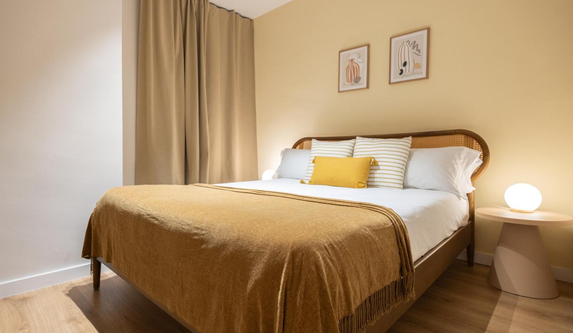 Stay U-Nique Apartments Balmes II Барселона Экстерьер фото