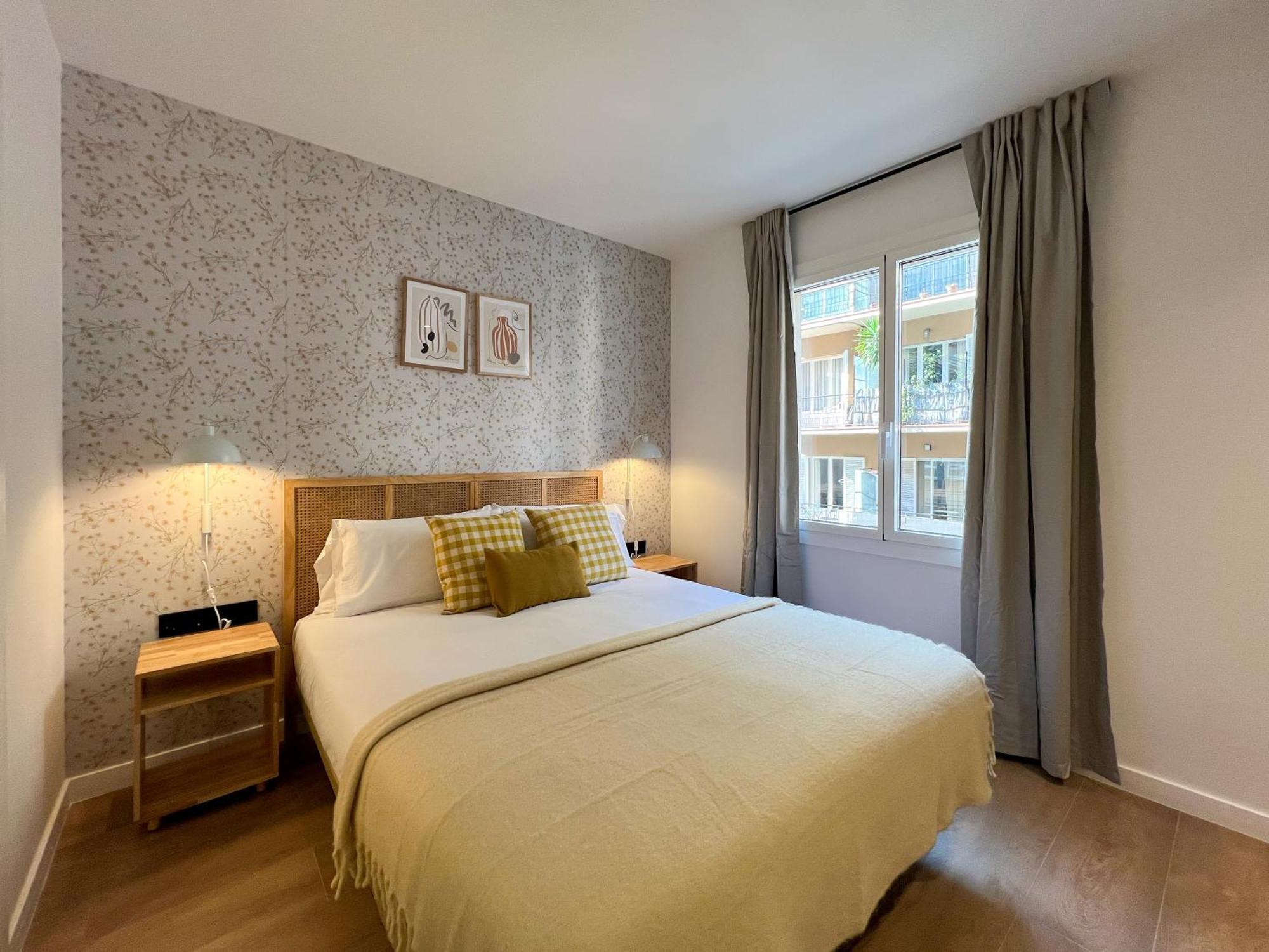 Stay U-Nique Apartments Balmes II Барселона Экстерьер фото