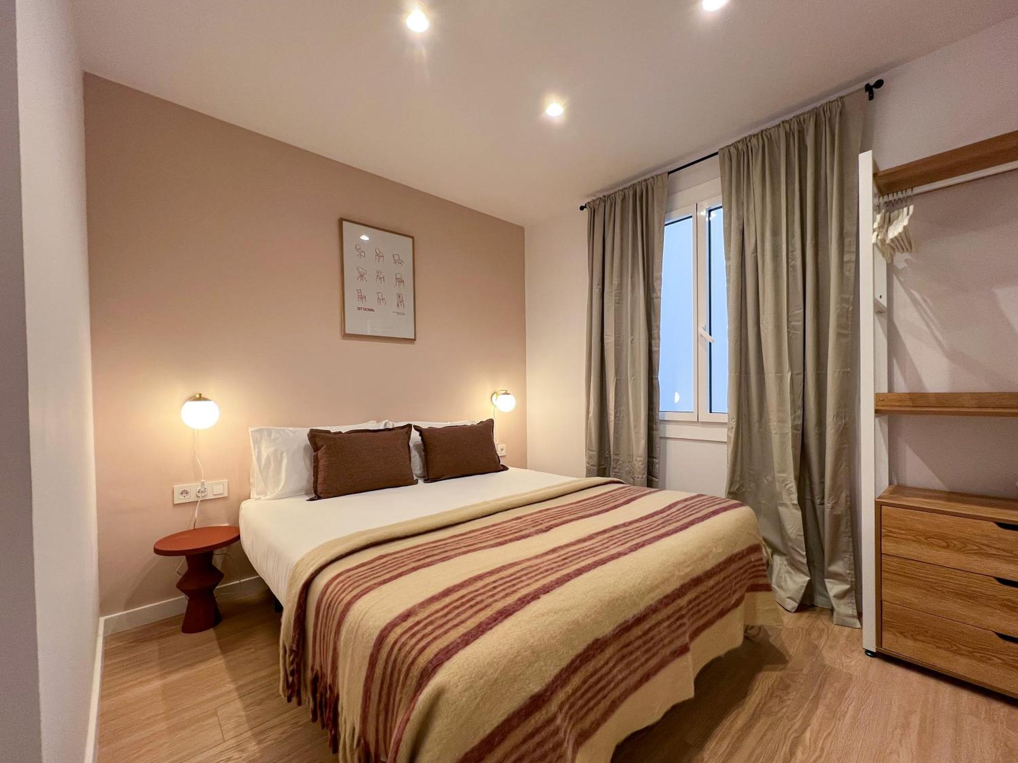 Stay U-Nique Apartments Balmes II Барселона Экстерьер фото